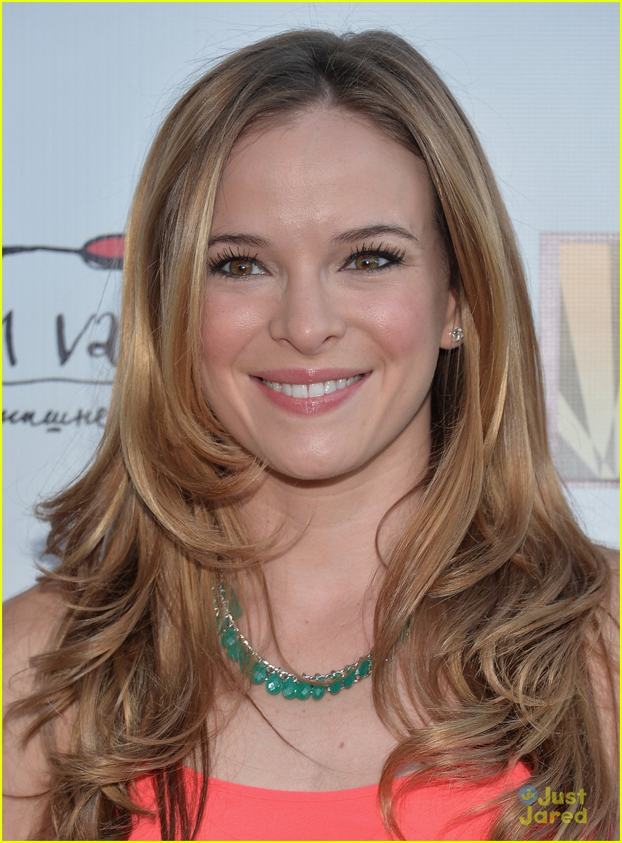Andrea Bowen & Danielle Panabaker: Creative Coalition Soiree!