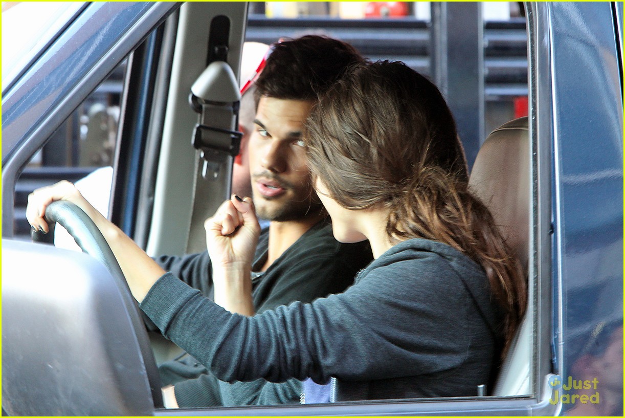 Taylor Lautner: Bench Campaign Behind the Scenes Video - Watch Now!