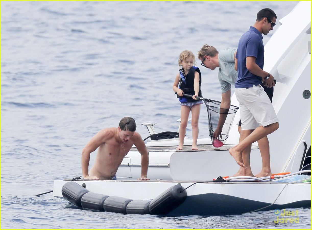 Patrick Schwarzenegger: Yachting in Monaco!