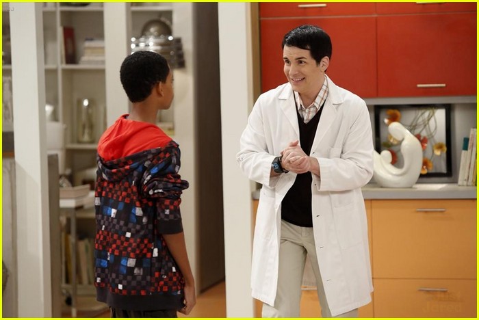 Tyrel Jackson Williams Enters a Parellel Universe on 'Lab Rats'
