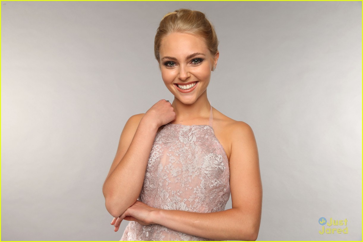 AnnaSophia Robb: 'Excited' For Samantha To Come to 'Carrie Diaries'