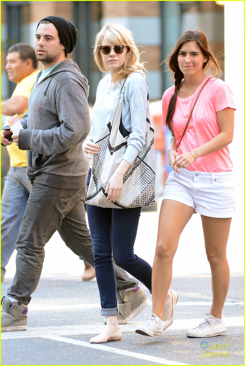 Emma Stone: Bubby's Run In with Judd Apatow!