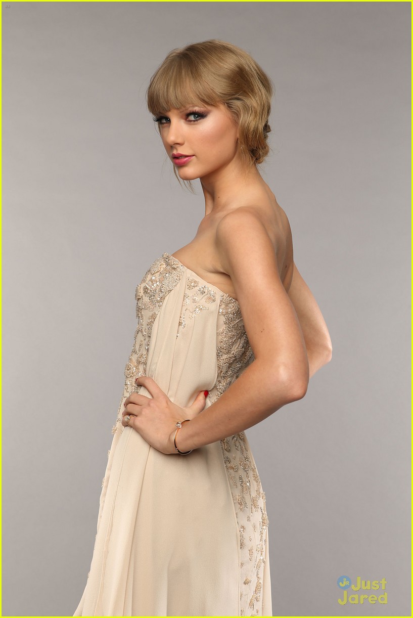 Taylor Swift: My Fans Get Extra Points