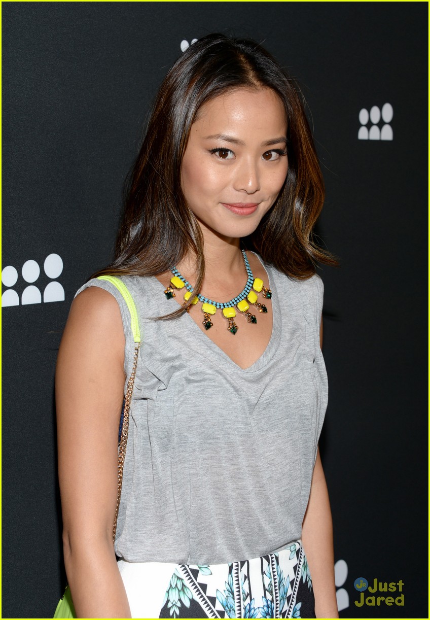 Vanessa Hudgens & Jamie Chung: MySpace Launch Ladies