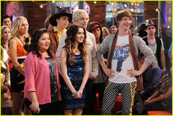 Laura Marano: 'Very Bad Dancing' on 'Austin & Ally' Tonight!