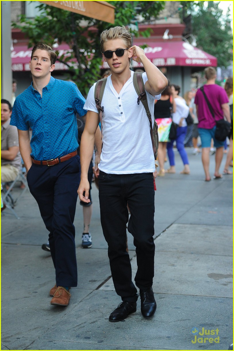 AnnaSophia Robb & Austin Butler: 'Carrie Diaries' Filming with Lindsey Gort!