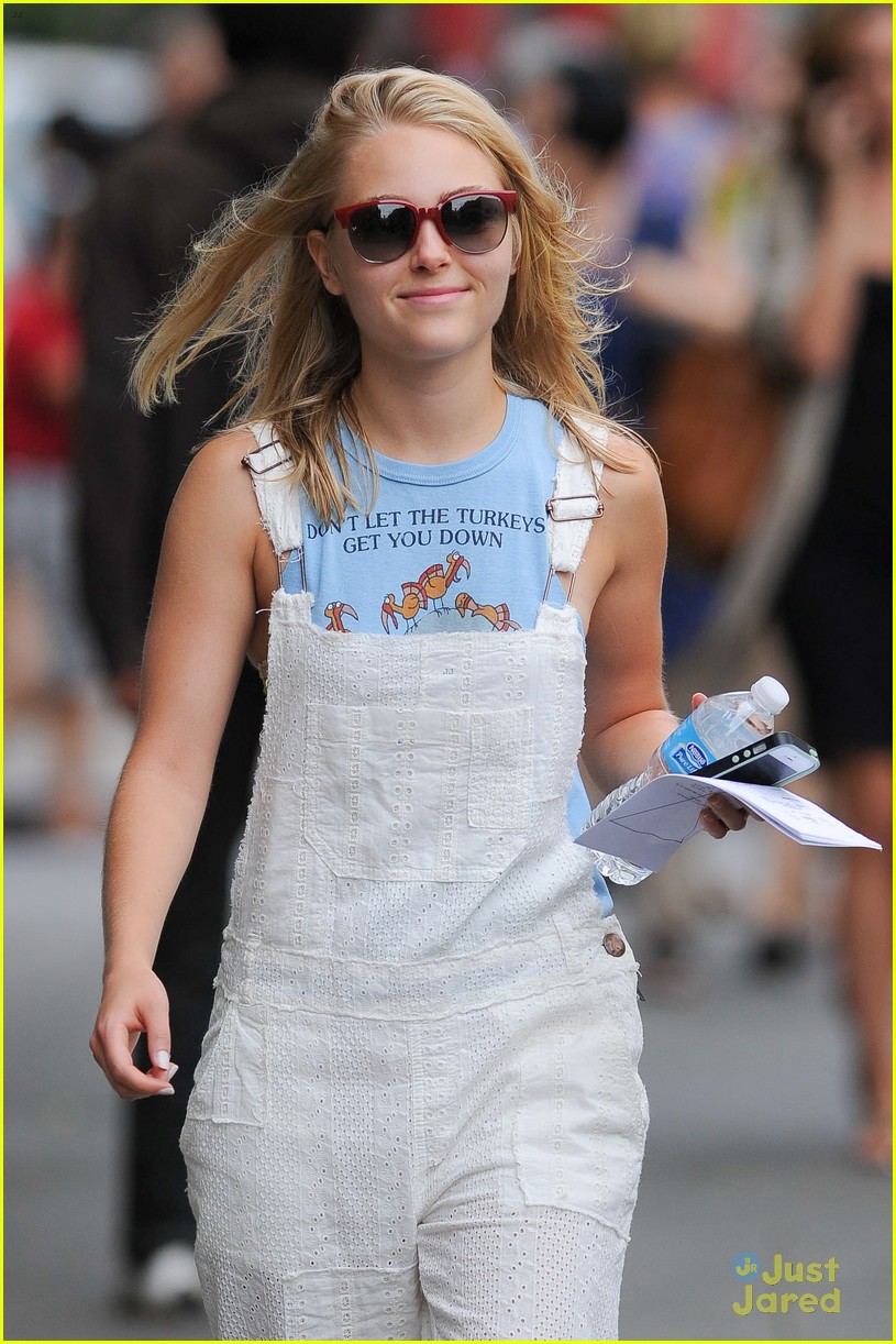 AnnaSophia Robb & Austin Butler: 'Carrie Diaries' Filming with Lindsey Gort!