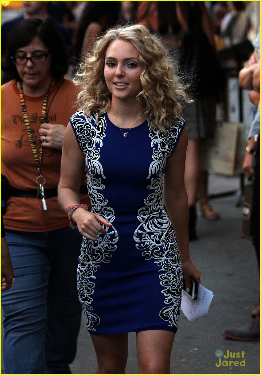 AnnaSophia Robb & Austin Butler: 'Carrie Diaries' Filming with Lindsey Gort!