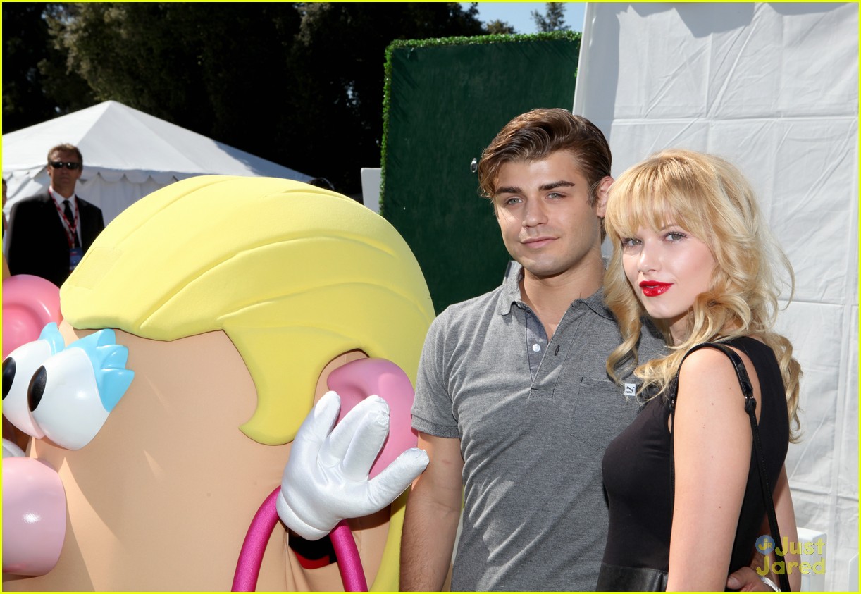 Claudia Lee & Garrett Clayton: Power of Youth 2013