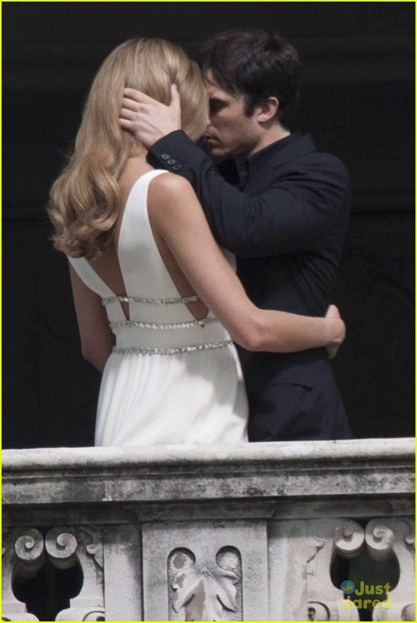 Ian Somerhalder & Model Ana Beatriz Barros: Commercial Kisses!