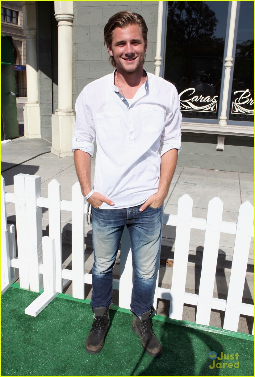 Olivia Holt & Luke Benward: Power of Youth 2013 Pair