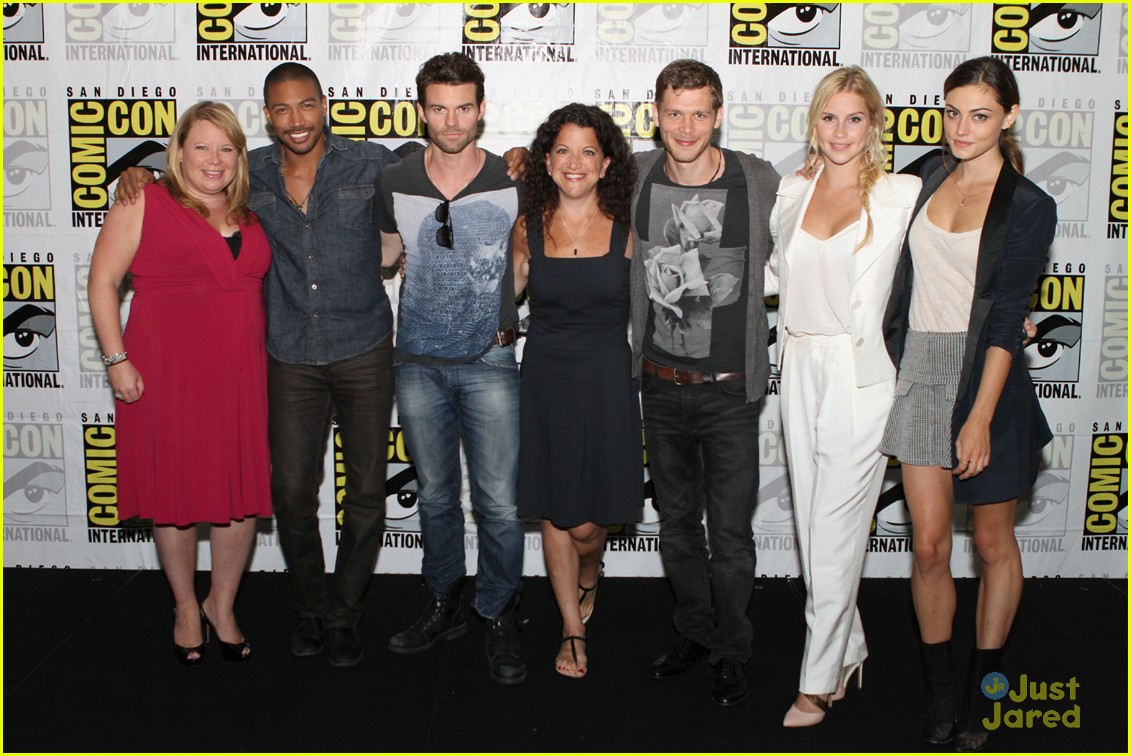 Phoebe Tonkin & Claire Holt: 'The Originals' Panel at Comic-Con 2013