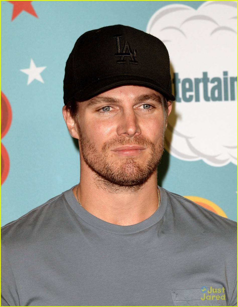 Stephen Amell & Katie Cassidy: EW Comic Con 2013 Party Pair