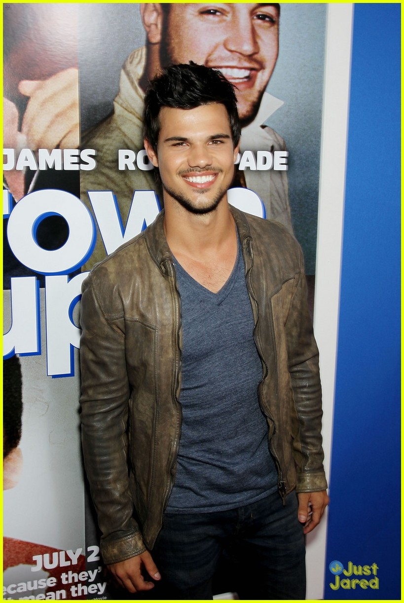 Taylor Lautner: 'Grown Ups 2' NYC Premiere