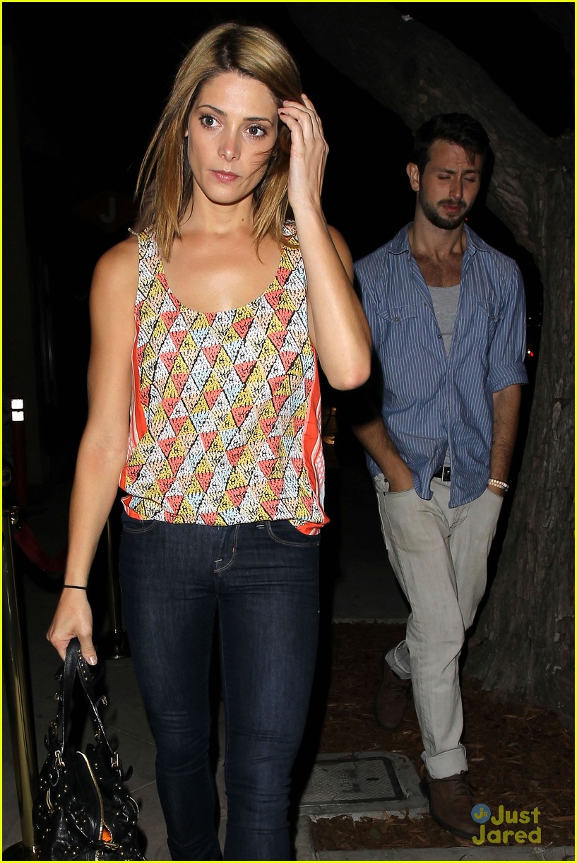 Ashley Greene: Hooray Henry's Opening Night!