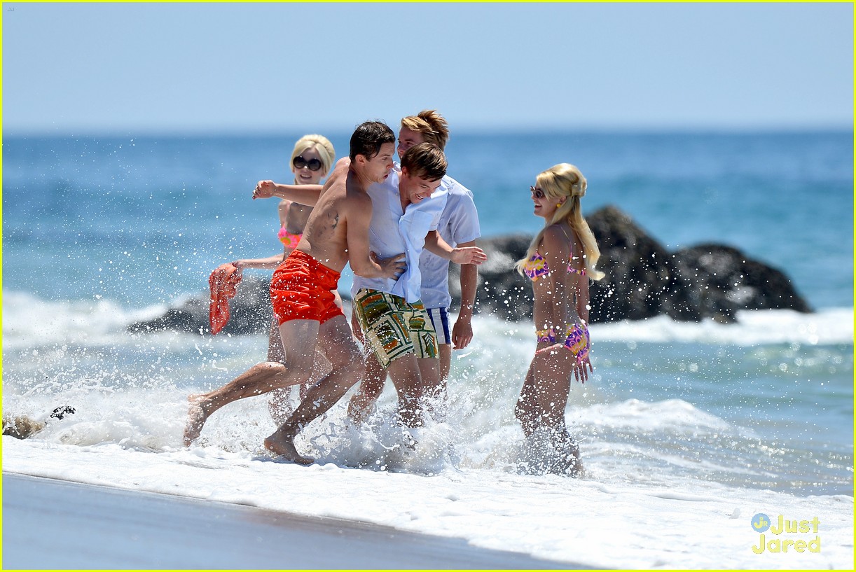 Brett Davern & Jake Abel: 'Love & Mercy' Beach Boys!