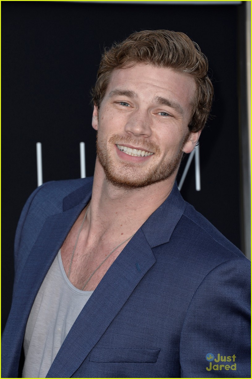Derek Theler: 'Elysium' Premiere Guy