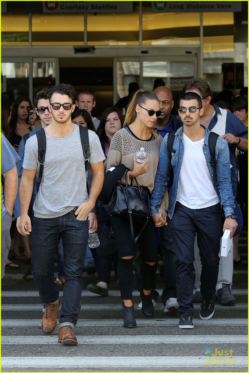 Jonas Brothers: LAX Arrival After Dallas Kidd Kraddick's Memorial Service