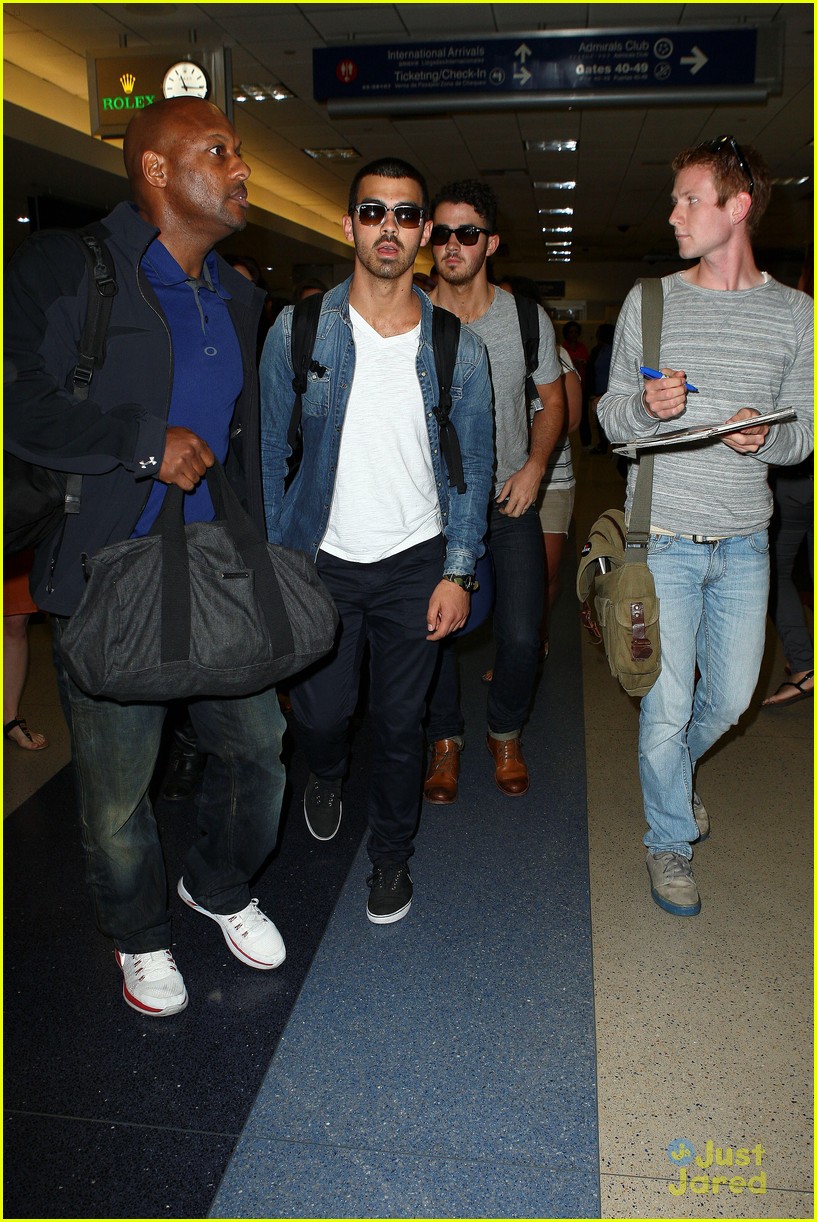 Jonas Brothers: LAX Arrival After Dallas Kidd Kraddick's Memorial Service