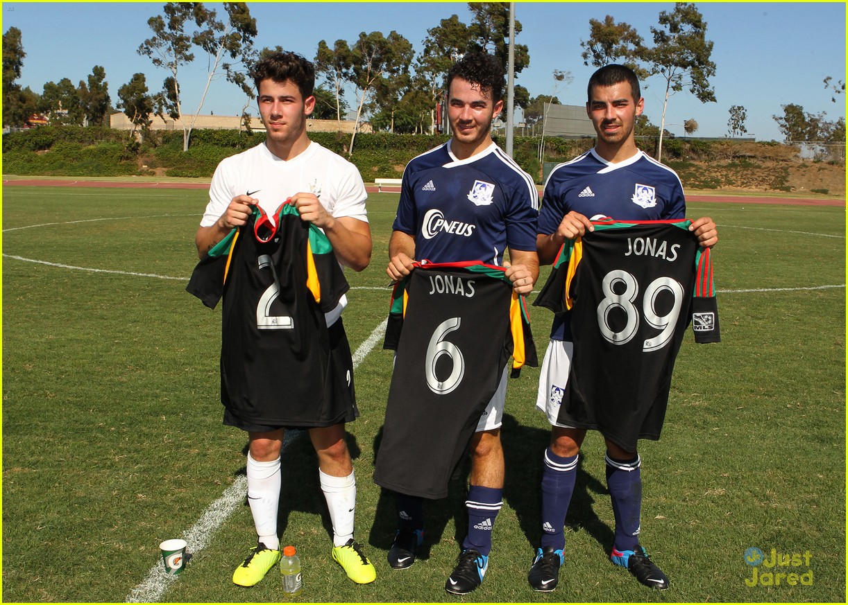 Jonas Brothers: Charity Soccer Game Guys!