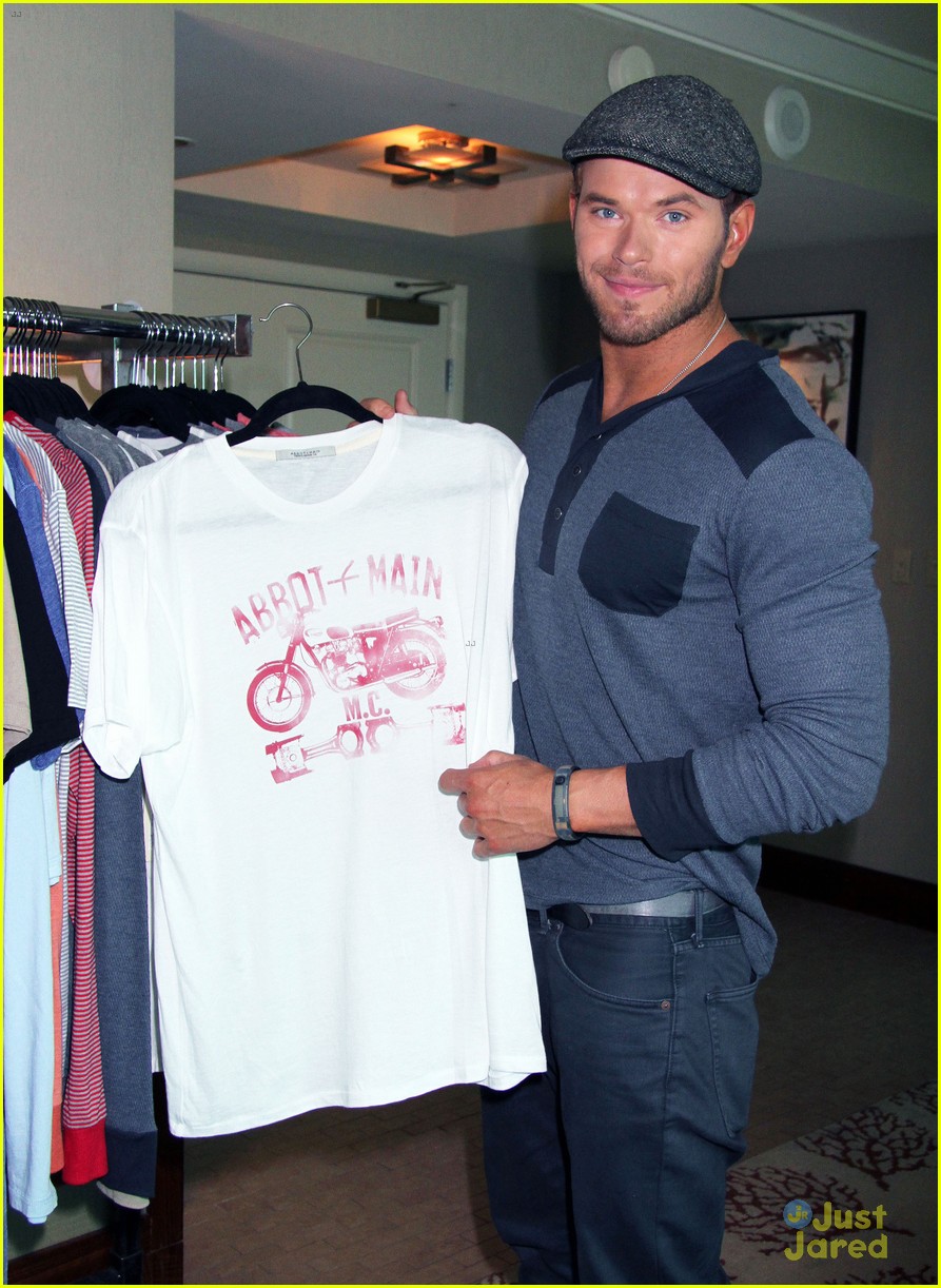 Kellan Lutz: 'Abbot + Main' Las Vegas Promo