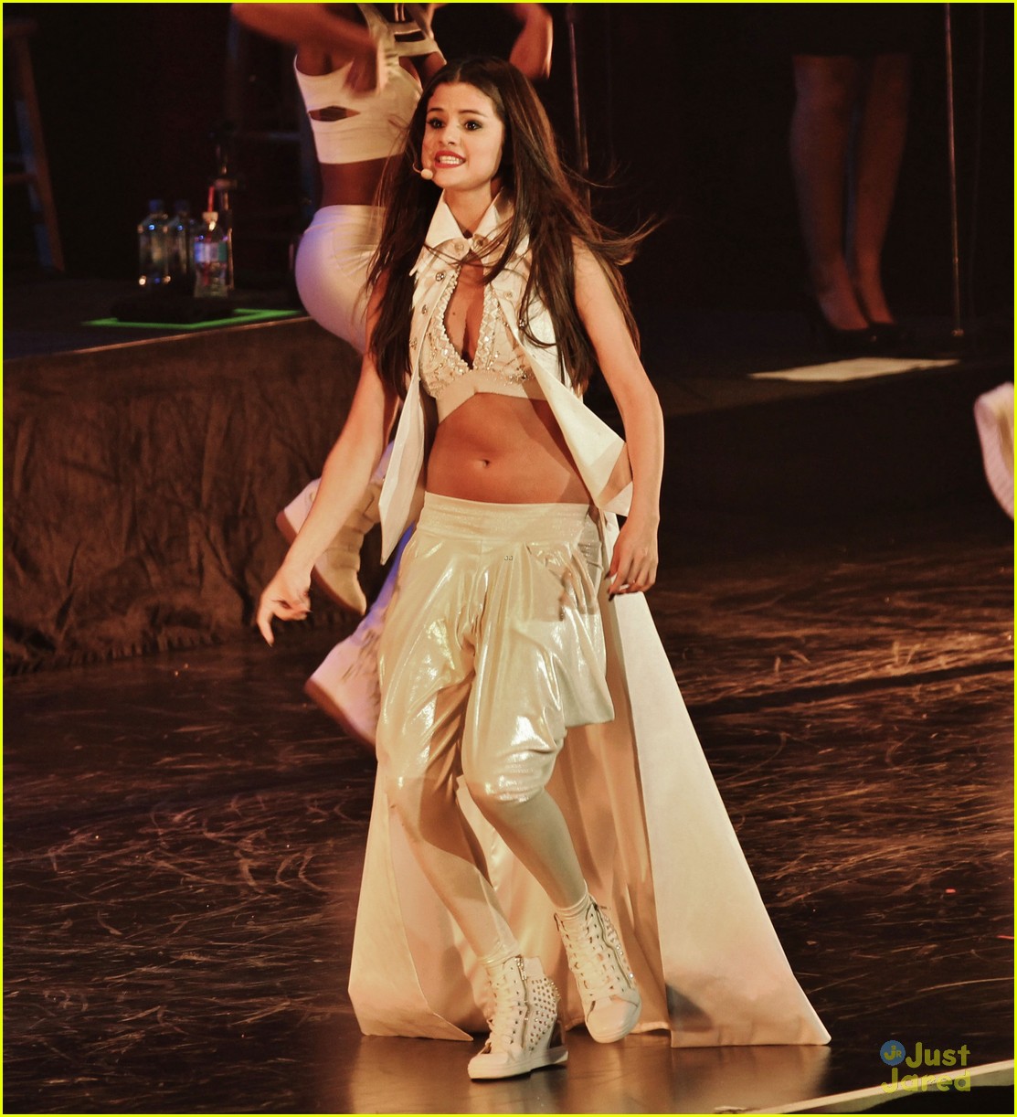 Selena Gomez: 'Stars Dance' Tour Kick-Off Pics!