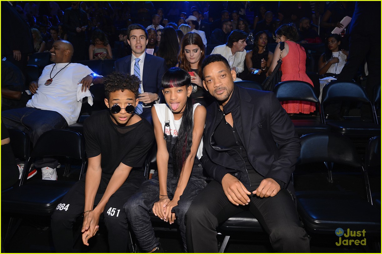Willow & Jaden Smith - MTV VMAs 2013