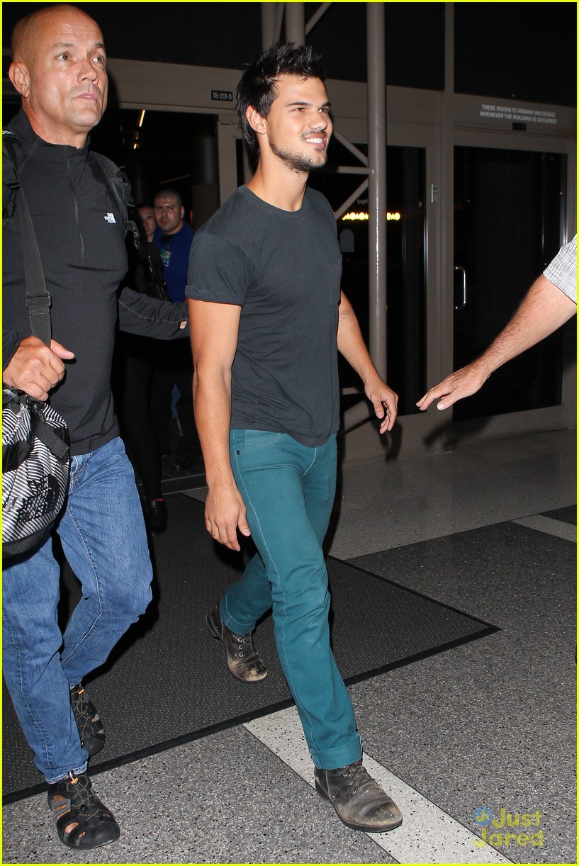 Taylor Lautner & Marie Avgeropoulos: Separate L.A. Outings