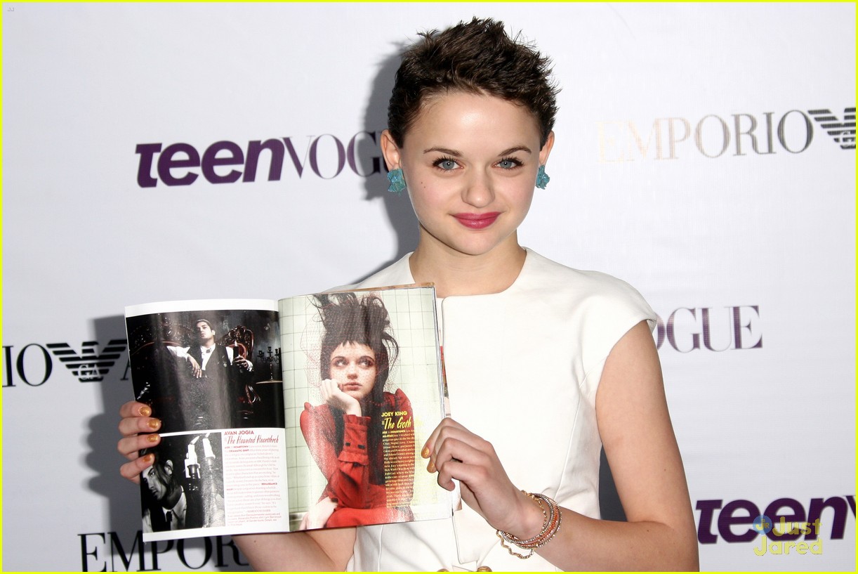Bailee Madisonn & Joey King - Teen Vogue Young Hollywood Party 2013