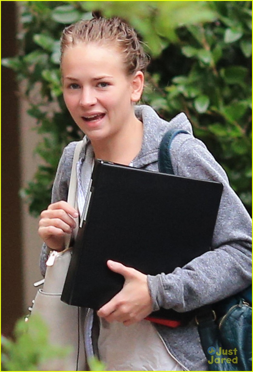 Britt Robertson Filming 'Tomorrowland' with George Clooney!
