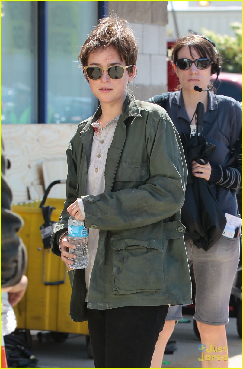 Dakota Johnson: Short Brown Hair for 'Cymbeline' with Penn Badgley!