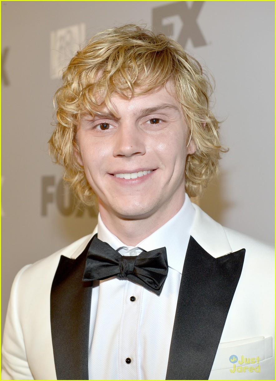 Emma Roberts & Evan Peters: Fox Emmy Party Pair