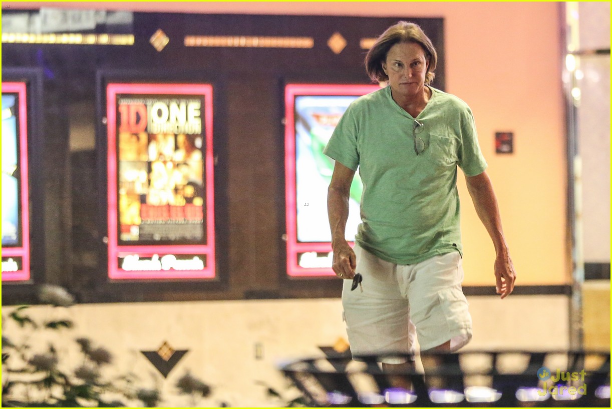 Kendall Jenner Checks Out One Direction's New Movie