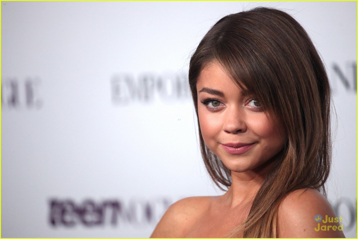 Sarah Hyland & Zoey Deutch - Teen Vogue Young Hollywood Party 2013