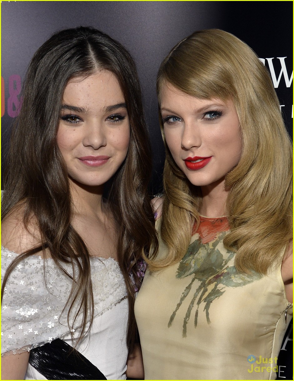 Taylor Swift: 'Romeo and Juliet' Premiere with Hailee Steinfeld!