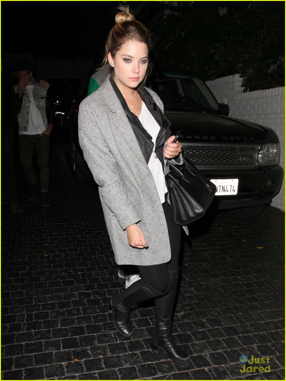 Ashley Benson: Late Night Dinner at Laurel Tavern