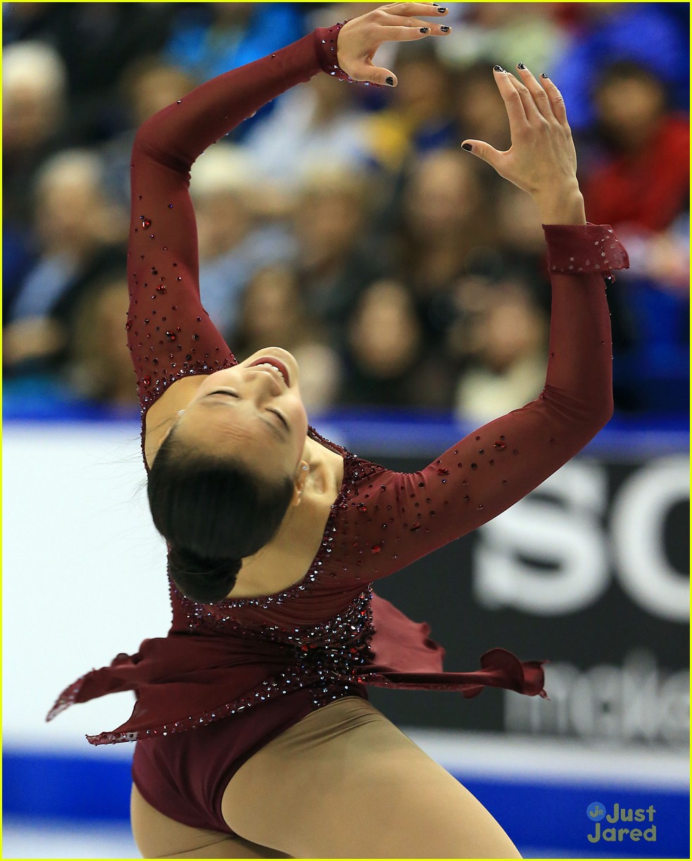 Gracie Gold & Christina Gao: First & Fourth at Skate Canada Day 1