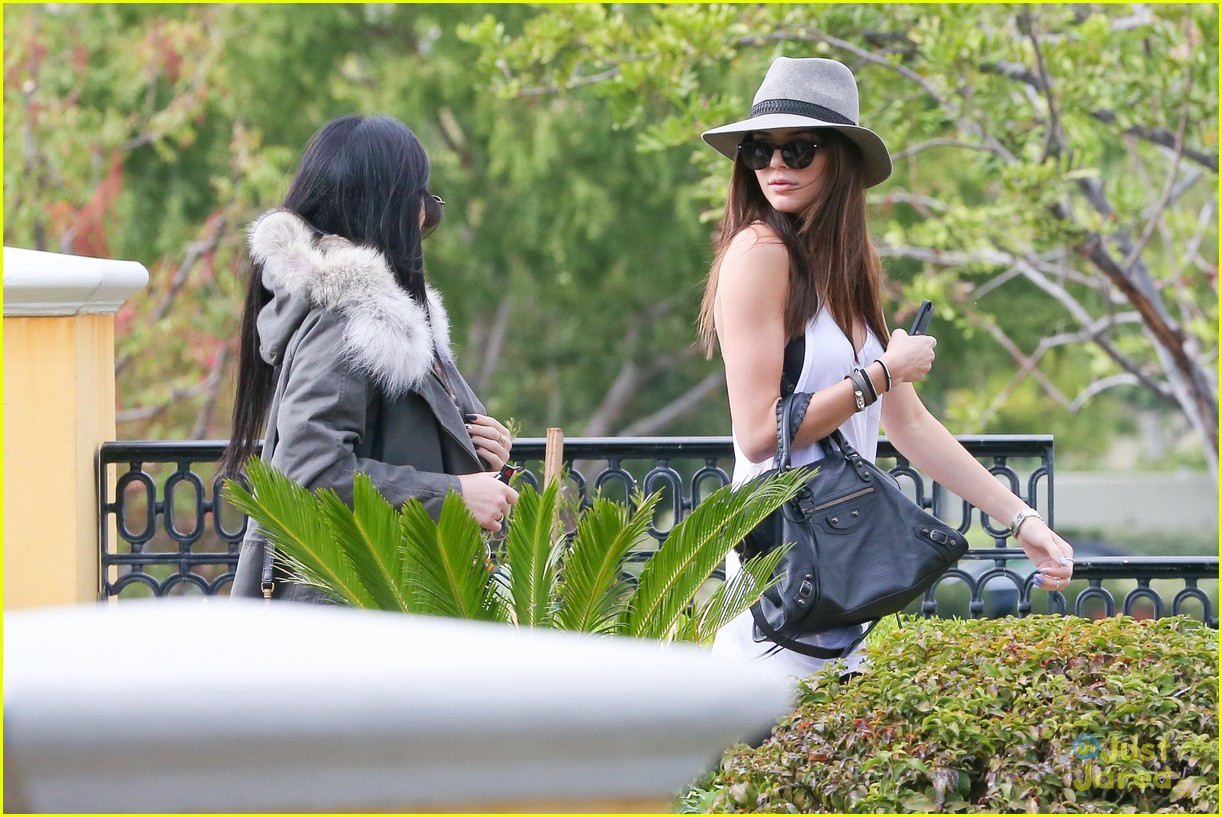 Kylie Jenner & Jaden Smith: Sushi Stop with Kendall & Willow!