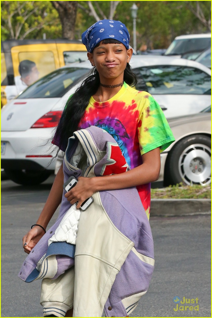 Kylie Jenner & Jaden Smith: Sushi Stop with Kendall & Willow!