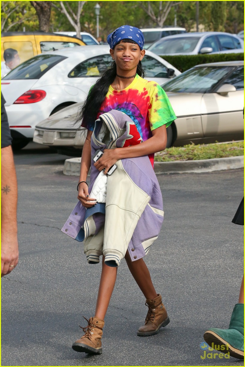 Kylie Jenner & Jaden Smith: Sushi Stop with Kendall & Willow!
