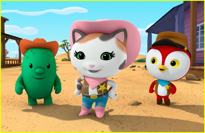 Lucas Grabeel: 'Sheriff Callie's Wild West' Clip (Exclusive!)