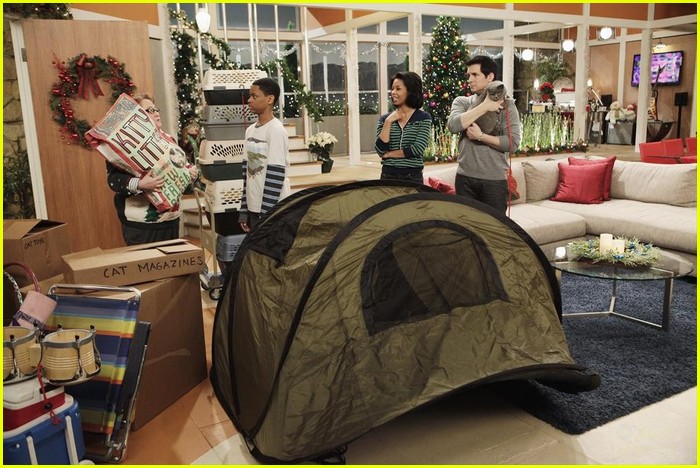 Lab Rats Holiday Episode - See The Pics & Watch A Clip!