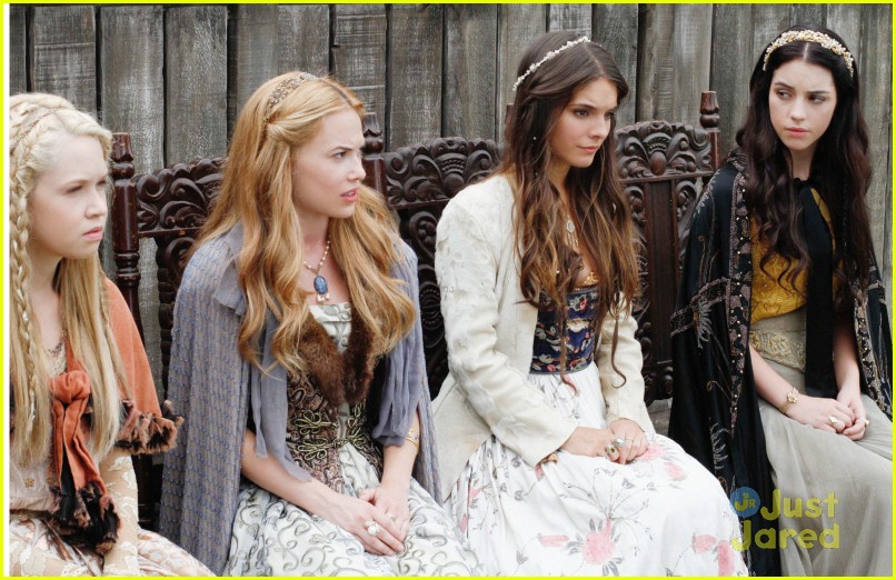 New 'Reign' Tonight - See The Pics!