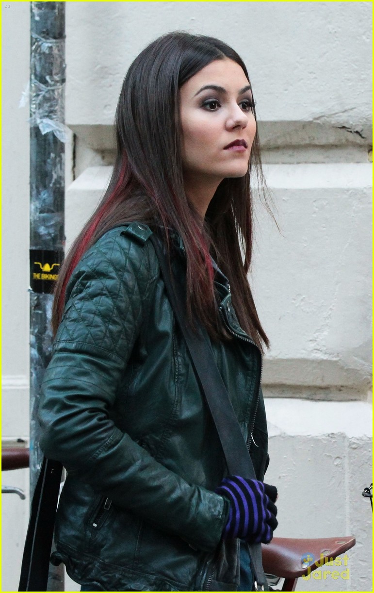 Victoria Justice: Coffee for 'Eye Candy'