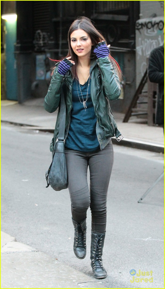 Victoria Justice: Coffee for 'Eye Candy'