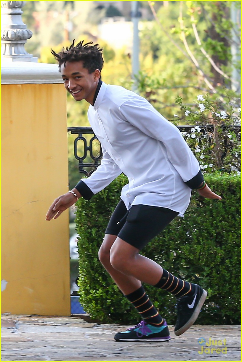 Willow & Jaden Smith: Sushi-Bound Siblings!