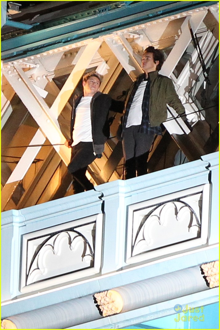 One Direction Film 'Midnight Memories' Video on London's Famed Tower Bridge!