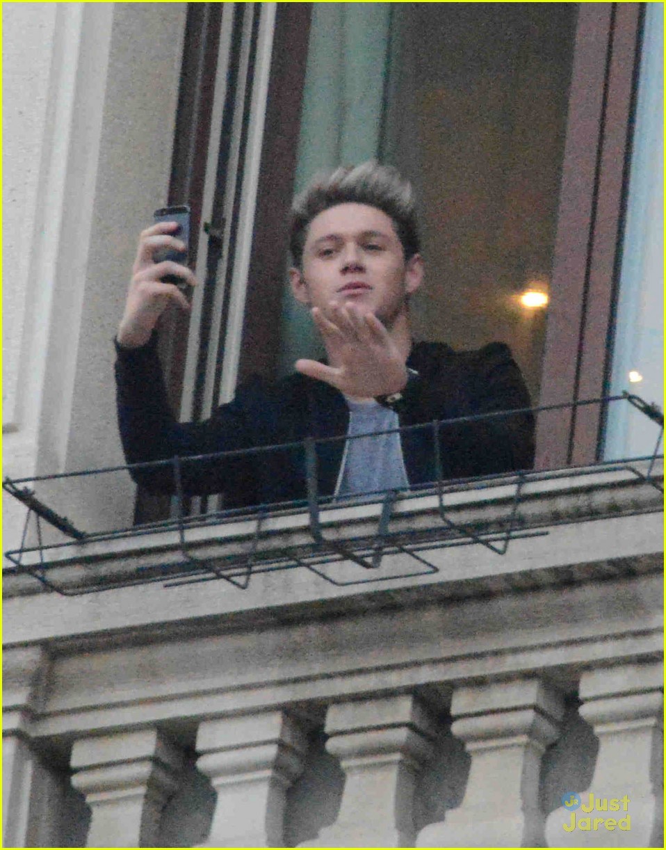 One Direction: 'Story Of My Live' on 'X Factor' - Watch Now!