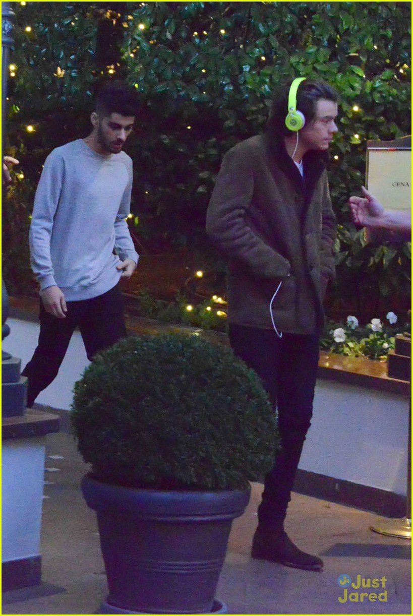 One Direction: 'Story Of My Live' on 'X Factor' - Watch Now!