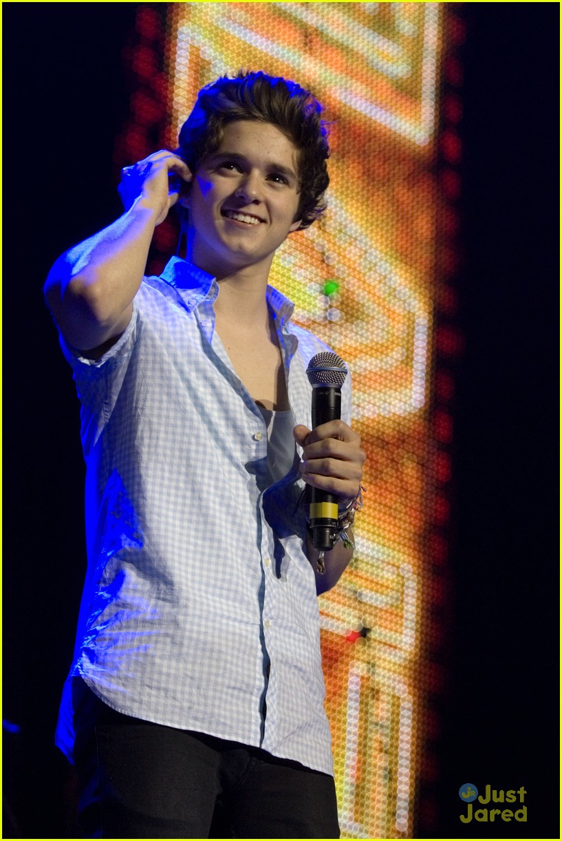 Union J & The Vamps: Clyde 1 Live Concert Pics